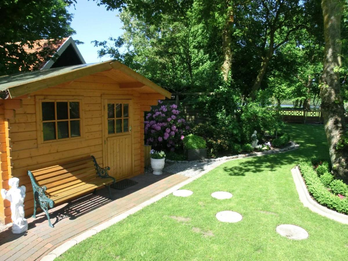 Ferienhaus Hubertus, 95059 Rhauderfehn エクステリア 写真